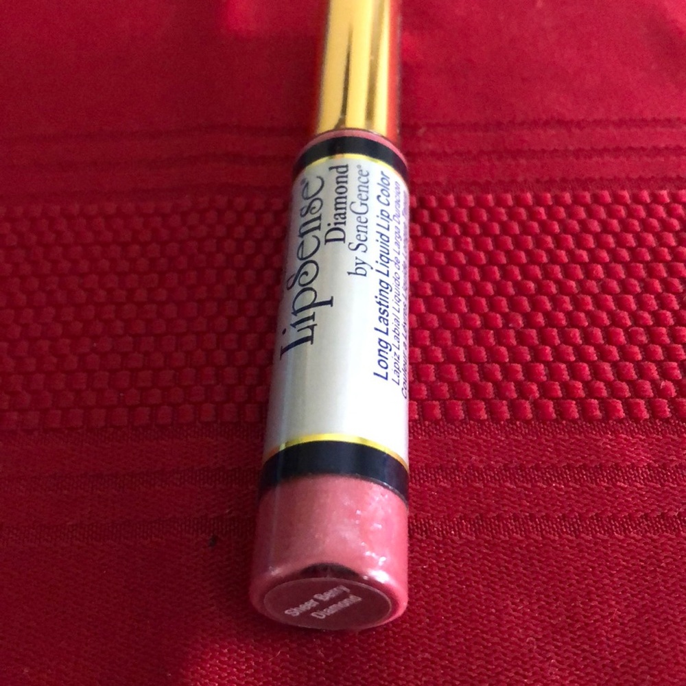 SOLD lipsense sheer berry diamond